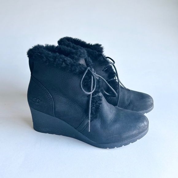 UGG Black Waterproof Leather Shearling Lining Ankle Wedge Boots size 8 - Picture 1 of 14